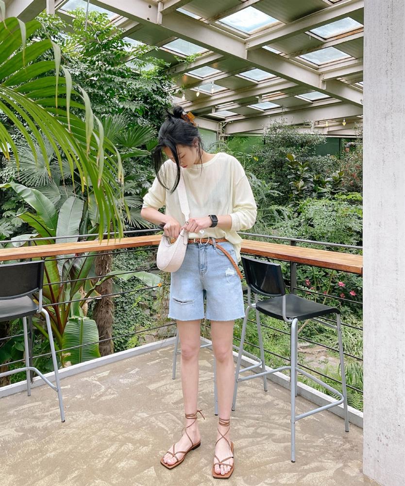 Kiểu sandal rối ren này tưởng đã lỗi mốt nhưng nếu biết chọn, trông bạn sẽ nuột nà như các mỹ nhân Hàn-9