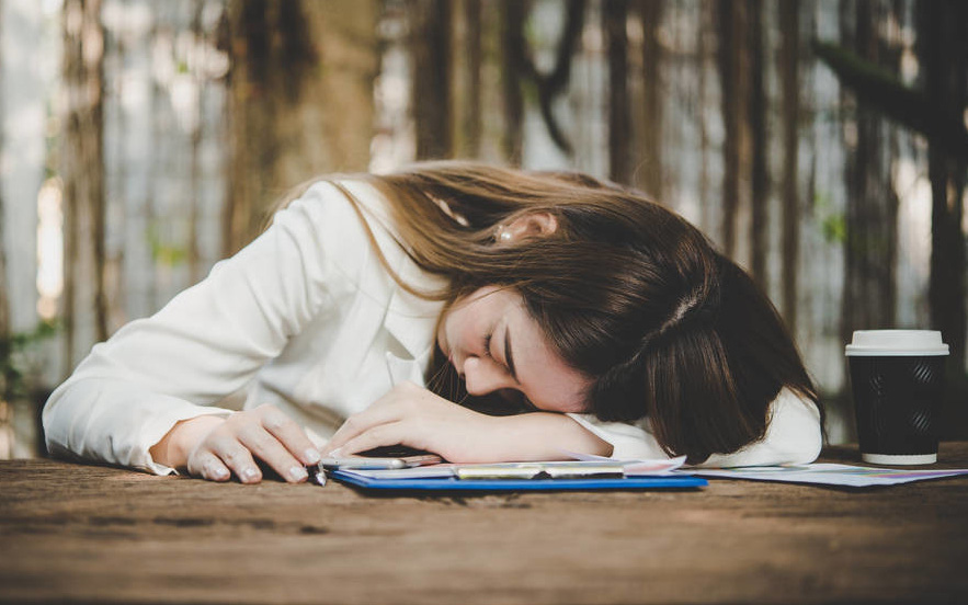 Bác sĩ nhắc nhở: Sáng nào ngủ dậy cũng thấy 3 dấu hiệu này thì 80% gan đã cứng như đá, đi khám ngay trước khi ung thư đến-4