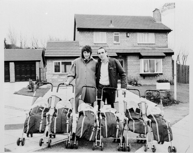 Sinh 6 cùng lúc và chỉ toàn con gái, bà mẹ cùng những đứa trẻ trong ca sinh khiến thế giới ngỡ ngàng 37 năm trước giờ ra sao?-2