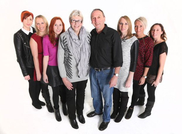 Sinh 6 cùng lúc và chỉ toàn con gái, bà mẹ cùng những đứa trẻ trong ca sinh khiến thế giới ngỡ ngàng 37 năm trước giờ ra sao?-8