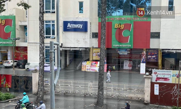 Người dân đang mua sắm thì siêu thị Big C quận 10 bất ngờ phong toả vì một ca dương tính từng đến đây-3