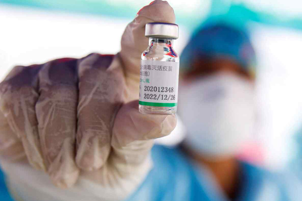 500.000 liều vắc xin Sinopharm về Việt Nam sẽ ưu tiên tiêm cho 3 nhóm-1