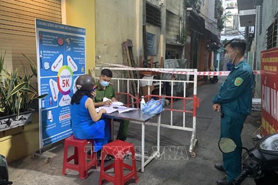 Đà Nẵng thêm 5 trường hợp dương tính lần một với SARS-CoV-2