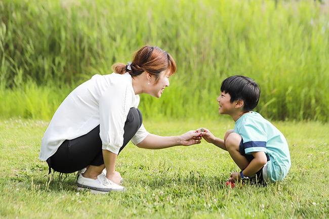 Mẹ ơi, gia đình chúng ta nghèo lắm phải không?” - Câu trả lời của bạn sẽ ảnh hưởng đến cuộc sống của đứa trẻ-2
