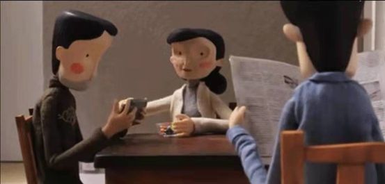 Người mẹ quỳ cầu xin con trai trong một giờ, đứa con nhẫn tâm đem khoe khoang với bạn bè - Cha mẹ quỳ không thể nuôi con biết đứng thẳng!-5