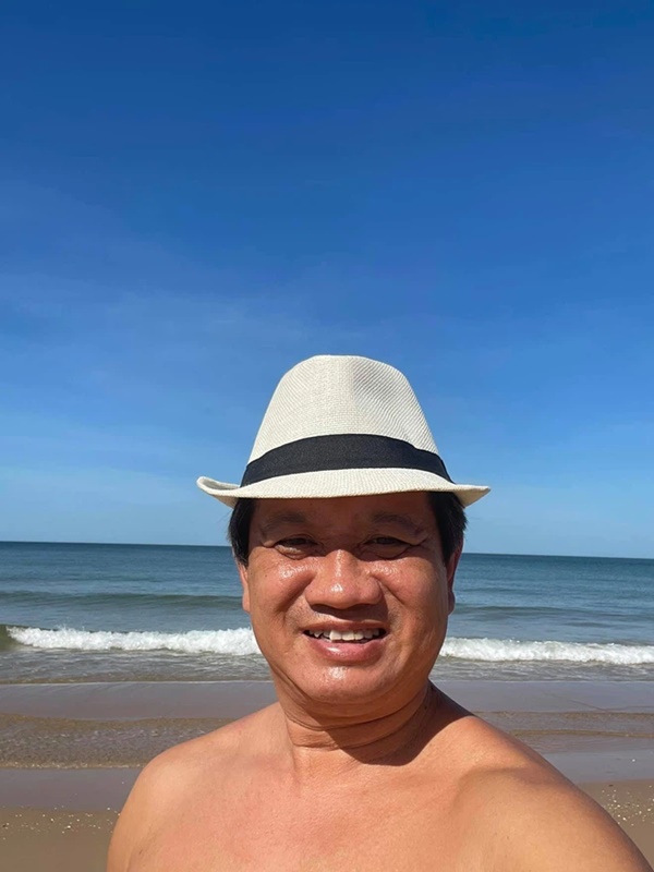 Bị mắng không hỏi Sài Gòn được một câu mà mải đi từ thiện, ông Đoàn Ngọc Hải liền đáp trả cực rắn-2