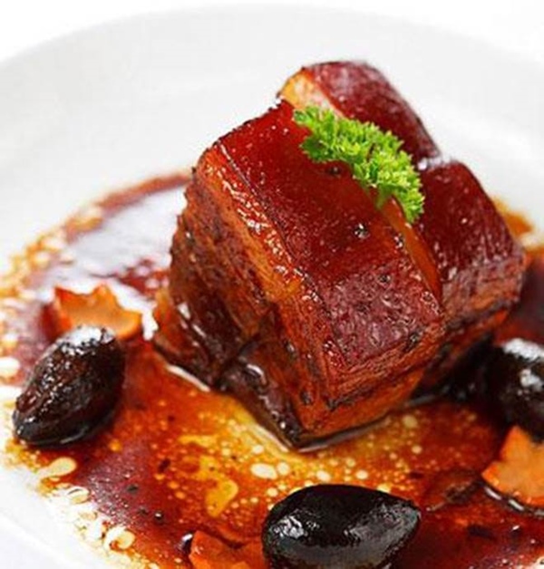 Loại quả dân dã trước rụng đầy cây không ai nhặt nay bỗng nhiên thành đặc sản muốn ăn phải đặt hàng-1