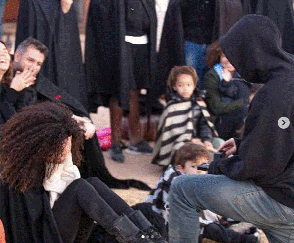 Mặc kệ vợ vừa sinh con, chàng cầu thủ chạy theo siêu mẫu chân dài và quả báo đến sớm khi phát hiện yêu nhầm thợ săn sành đời-8