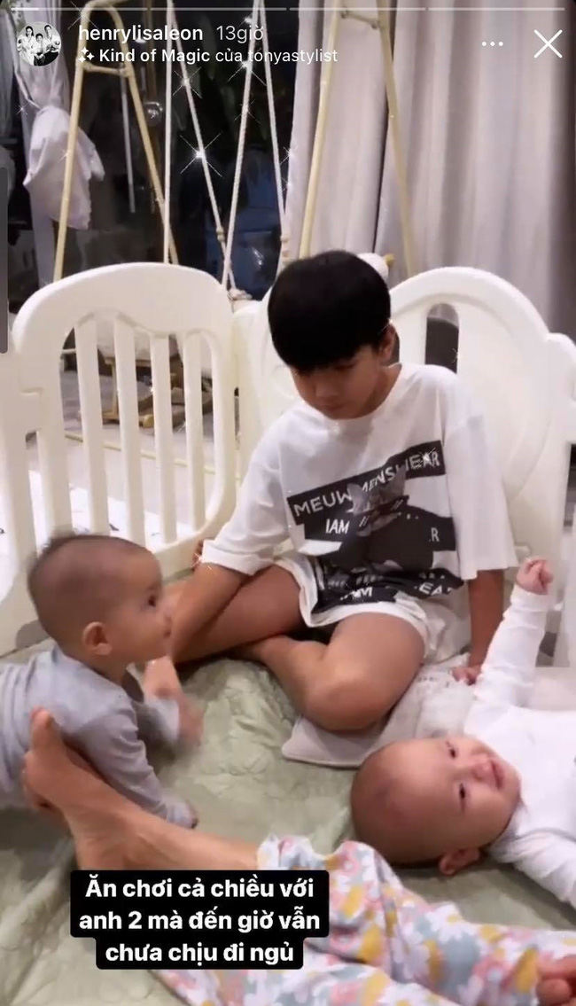 Nhìn cảnh Subeo chơi cùng Lisa và Leon mà tan chảy vì cậu bé quá cưng chiều các em-1