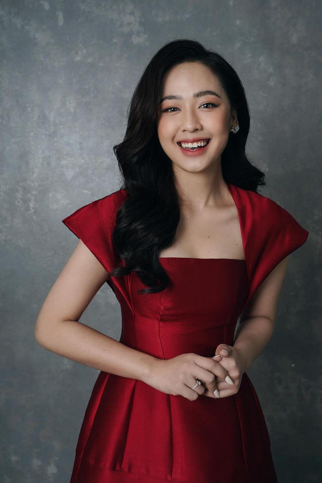 Bảng so sánh năng lực và thành tích của BTV Hà My cùng hôn phu triệu phú bất ngờ gây sốt-3