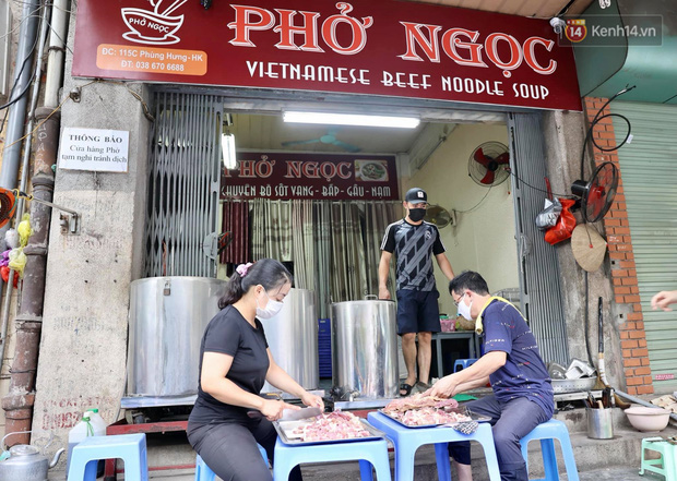Hôm nay, ngày toàn dân Hà Nội đi ăn phở-1
