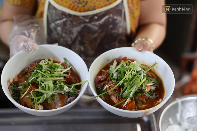 Hôm nay, ngày toàn dân Hà Nội đi ăn phở-16