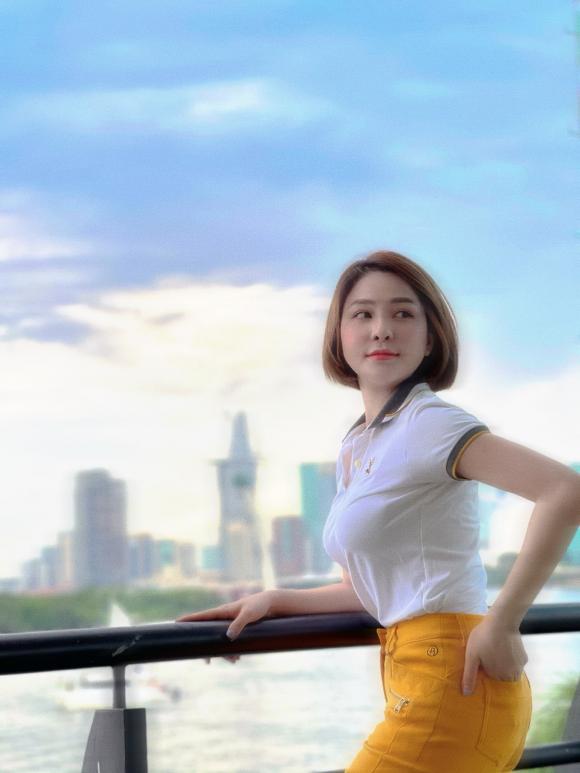 Hot girl Trâm Anh được ai đó ôm ấp sau tuyên bố lại biết yêu-3