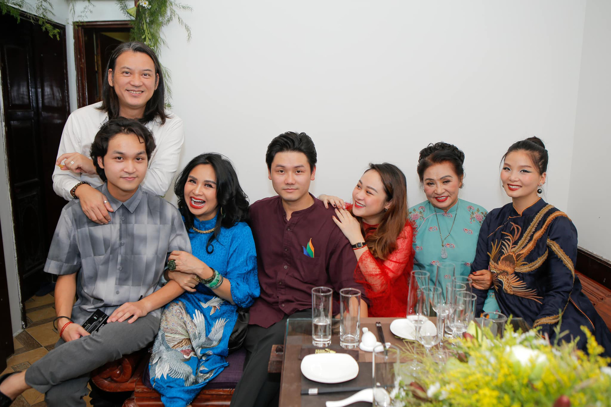 Diva Thanh Lam và bạn trai bác sĩ tổ chức lễ dạm ngõ ấm cúng bên người thân-6