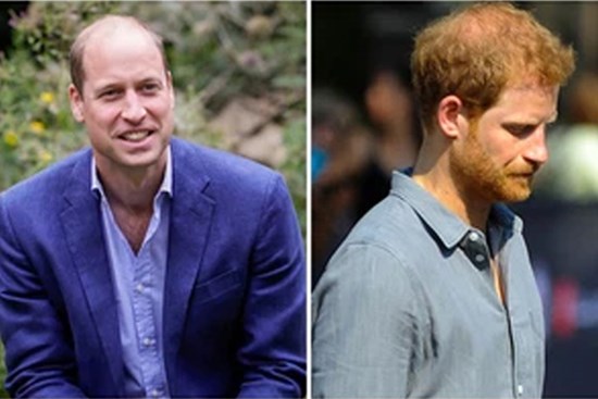 Phát hiện chi tiết cho thấy Harry bị hắt hủi trong bức ảnh mừng sinh nhật của Hoàng tử William