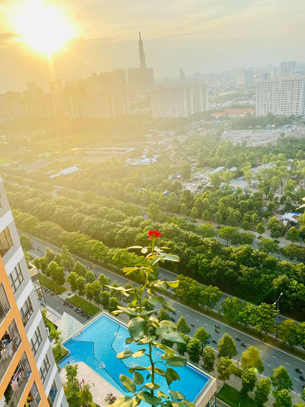 Tình cũ Tiến Linh tậu nhà mới 5,5 tỷ: Góc nào cũng sang chảnh, riêng ban công có view cực đỉnh-13