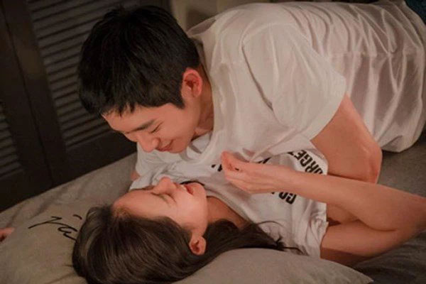 Sau khi tàn cuộc yêu, vợ chồng quên 1 việc quan trọng mà không ngờ nó là yếu tố làm mất hứng ân ái sau này-1