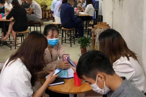 Trào lưu vung tay để ‘giảm tác dụng phụ sau khi tiêm vaccine COVID-19’: Chuyên gia nói gì?-2