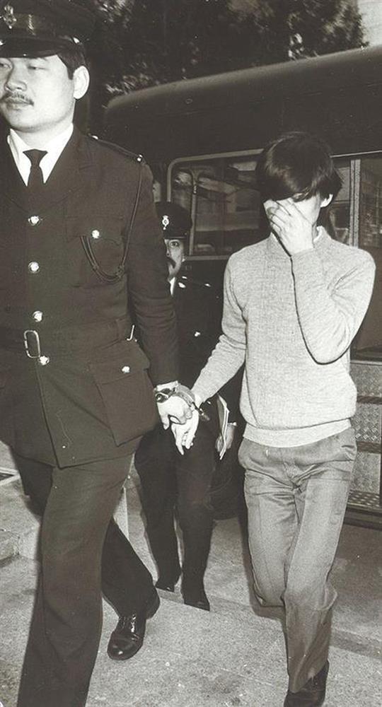 Hung thủ giết 15 phụ nữ rồi sưu tầm bộ phận nhạy cảm gây chấn động: Lưu hết chiến tích vào băng sex, sắp sửa ra tù trong nay mai?-10