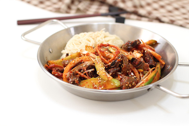 Gợi ý hội chị em giảm cân 5 món bún trộn làm siêu nhanh nhưng cực ngon và mát, rất hợp với ngày hè nóng nực-4