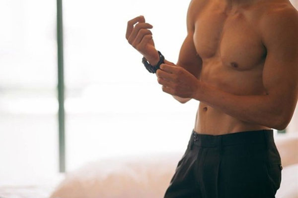 Mất tiền tiết kiệm, tôi hốt hoảng gọi điện cho chồng thì nhận lại cú tát thẳng vào mặt đau điếng-2