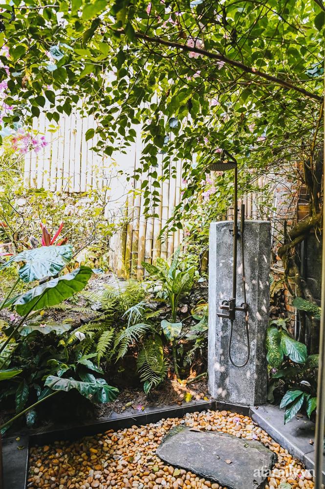 Cuộc sống yên bình trong ngôi nhà nhỏ và khu vườn xanh mát bóng cây ở ngoại thành Hà Nội-17