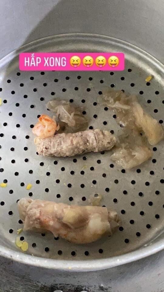 Nắng nóng thấy con ăn không ngon, mẹ xắn tay vào bếp đổi món nhưng thành quả thảm họa tới mức ai cũng cười ngặt nghẽo-2