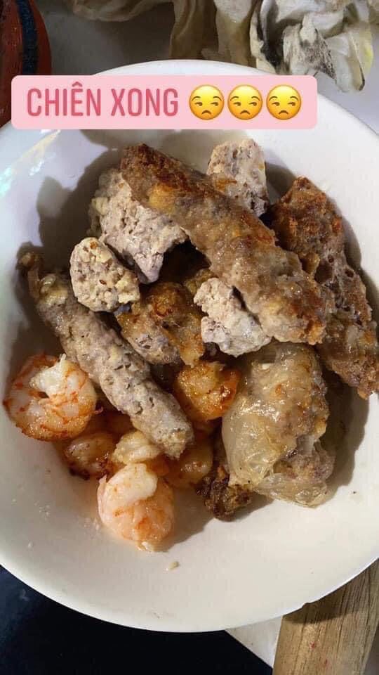 Nắng nóng thấy con ăn không ngon, mẹ xắn tay vào bếp đổi món nhưng thành quả thảm họa tới mức ai cũng cười ngặt nghẽo-4