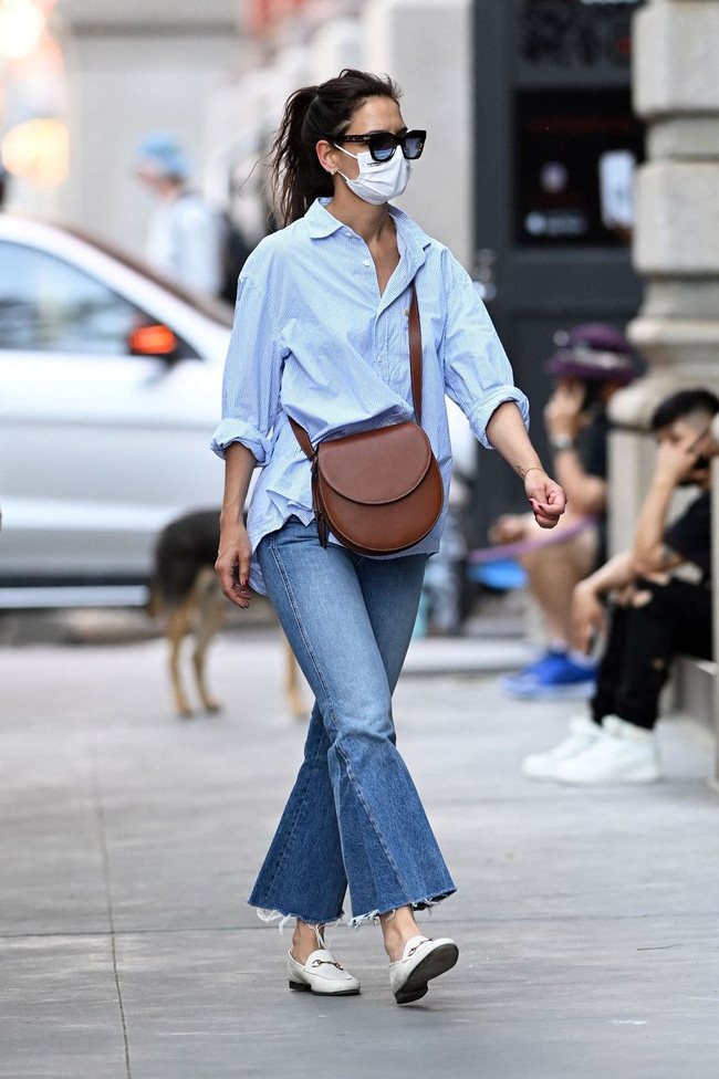 Vợ cũ Tom Cruise đã 43 tuổi nhưng diện đồ siêu trẻ, được bình chọn là mỹ nhân sành điệu nhất Hollywood-1