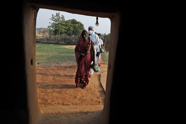 Ấn Độ và những kẻ chạy trốn vaccine: Cơn bão dịch bệnh thứ 3 đang đến gần, nhưng thà chết còn hơn-1