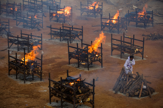 Ấn Độ và những kẻ chạy trốn vaccine: Cơn bão dịch bệnh thứ 3 đang đến gần, nhưng thà chết còn hơn-2