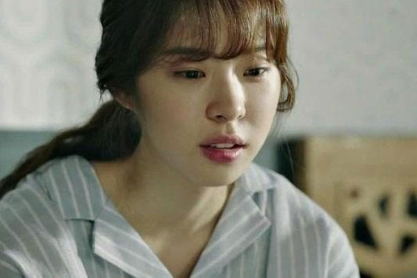 Chị gái mang bầu sắp đến ngày sinh bị anh rể mang trả về nhà ngoại, lý do anh đưa ra khiến tôi cay đắng nhận ra đó là quả báo-1