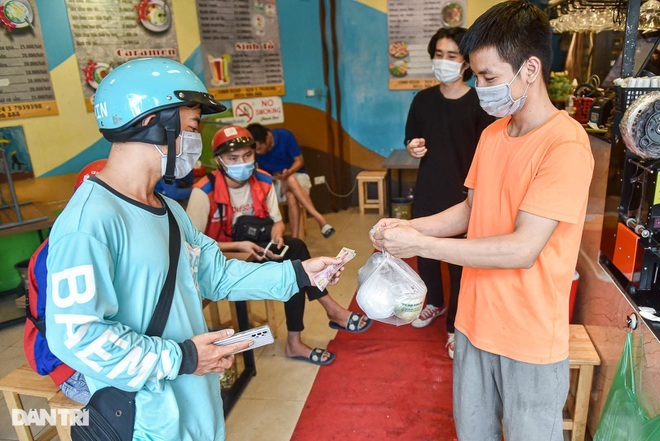 Quán chè Thái đắt khách nhất nhì ở Hà Nội, mỗi ngày bán hơn 1.000 cốc-5