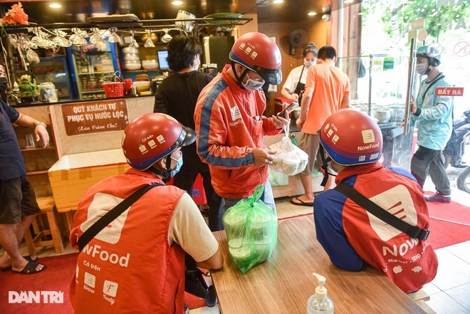 Quán chè Thái đắt khách nhất nhì ở Hà Nội, mỗi ngày bán hơn 1.000 cốc-6