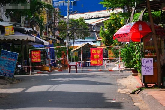 KHẨN: Từ 0 giờ ngày 25/6, TP.HCM thiết lập thêm vùng phong tỏa ở huyện Hóc Môn