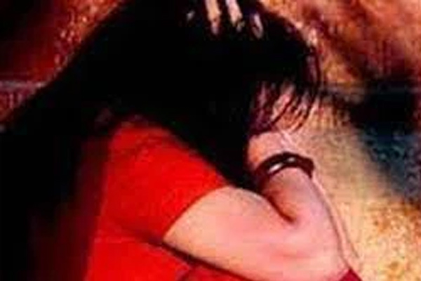 Thai phụ bị cưỡng hiếp khi đi sửa điện thoại, cầu cứu 3 người qua đường giúp đỡ nào ngờ gặp phải ác quỷ rơi vào cảnh bi thảm hơn-2