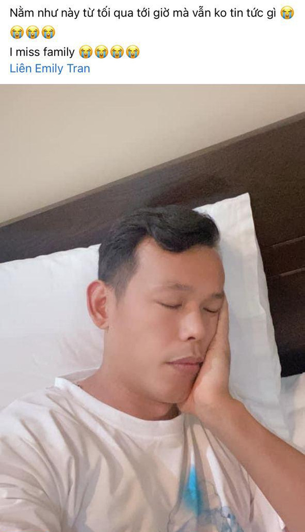 Dàn cầu thủ Việt Nam mừng hụt vì tưởng được về nhà, Văn Toàn bật mode cà khịa ở khắp nơi-9