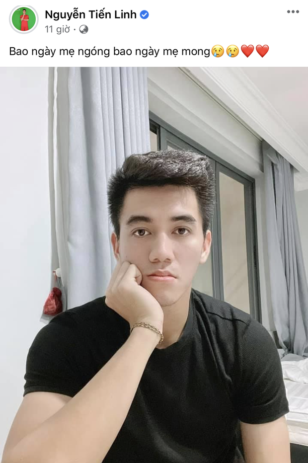 Dàn cầu thủ Việt Nam mừng hụt vì tưởng được về nhà, Văn Toàn bật mode cà khịa ở khắp nơi-7