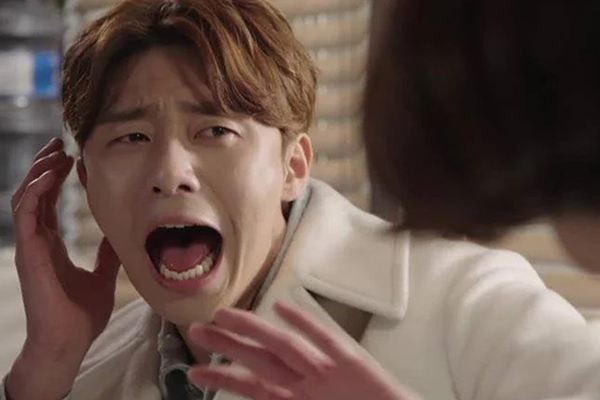 Ông bố hạnh phúc khi nhìn kết quả xét nghiệm ADN của một trong hai đứa con sinh đôi nhưng sốc suýt ngất khi nhìn kết quả của đứa thứ hai-3