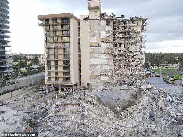 Khoảnh khắc cuối cùng trước khi tòa nhà 12 tầng đổ sập ở Miami khiến cả nước Mỹ bàng hoàng-4