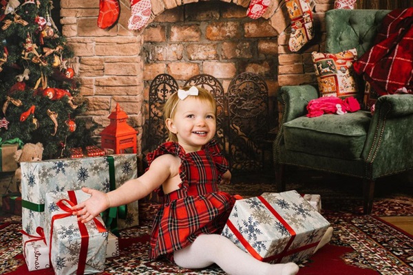 Chàng tí hon từng vấp phải nhiều dị nghị vì bắc thang hỏi vợ, cuộc sống hiện tại và chiều cao của con gái 2 tuổi đặc biệt gây chú ý-7