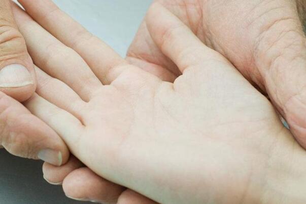 Phụ nữ sở hữu 3 vị trí này đầy đặn là có phúc tướng, tiền vận cuộc sống bình thường, càng lớn tuổi càng giàu có, hạnh phúc-3