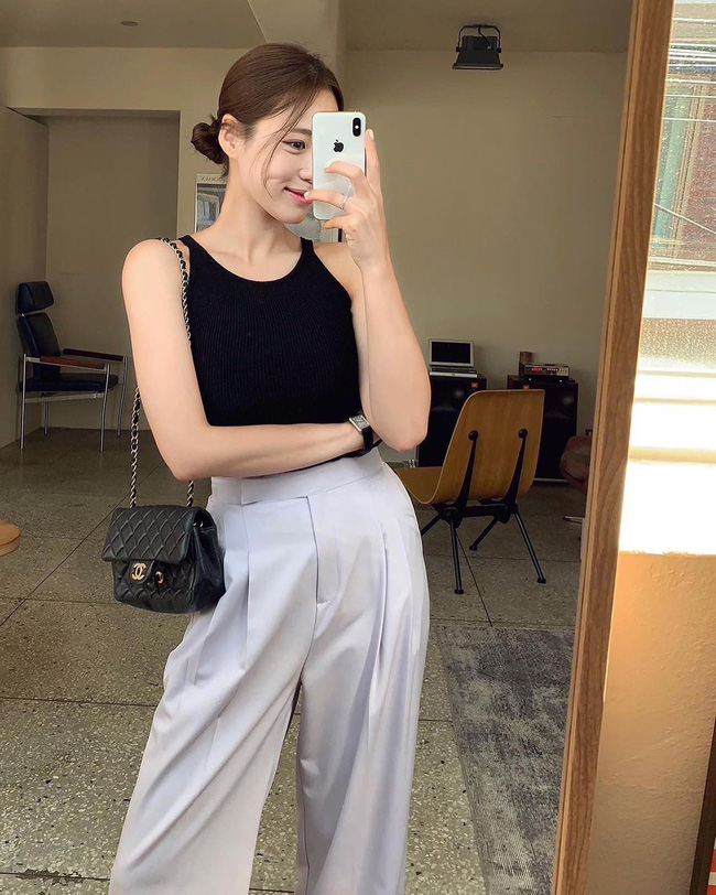 Nàng blogger Hàn gợi ý 11 cách mặc áo hai dây đơn giản, nhưng lên hình sống ảo rất mãn nhãn-7