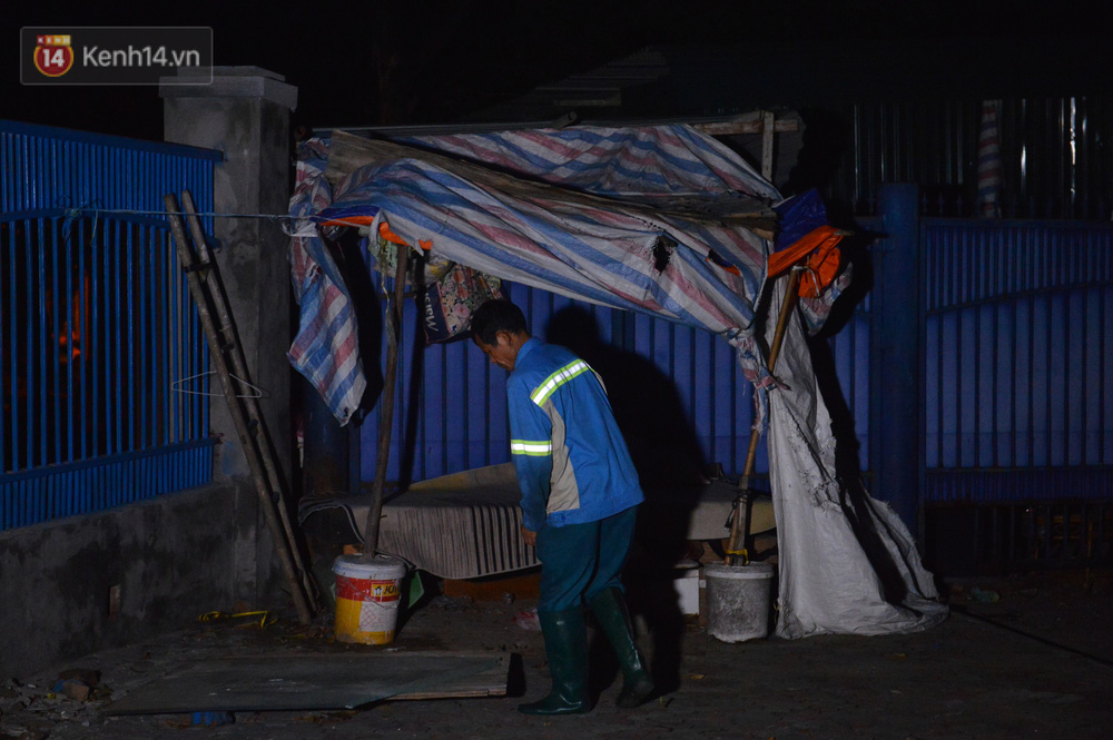 Nước mắt những công nhân thu gom rác bị nợ lương ở Hà Nội: Con nhỏ nghỉ học vì xấu hổ, người bị cụt chân mò mẫm trong rác-22