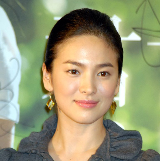 Song Hye Kyo trong 25 năm qua: Đỉnh cao nhan sắc tuổi 39 nhưng vẫn đôi lần bị dìm sắc chỉ vì kiểu tóc tréo ngoe-3