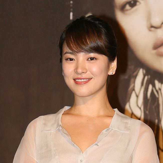 Song Hye Kyo trong 25 năm qua: Đỉnh cao nhan sắc tuổi 39 nhưng vẫn đôi lần bị dìm sắc chỉ vì kiểu tóc tréo ngoe-5
