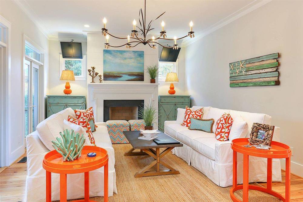 Thiết kế phòng khách theo phong cách bãi biển trẻ trung, hiện đại, ở nhà mà như đang đi nghỉ mát-1