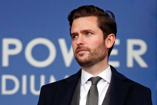 Nữ hoàng Anh bỏ tiền túi để điều tra quá khứ bắt nạt nhân viên của Meghan, tiết lộ những câu chuyện gây bức xúc-2