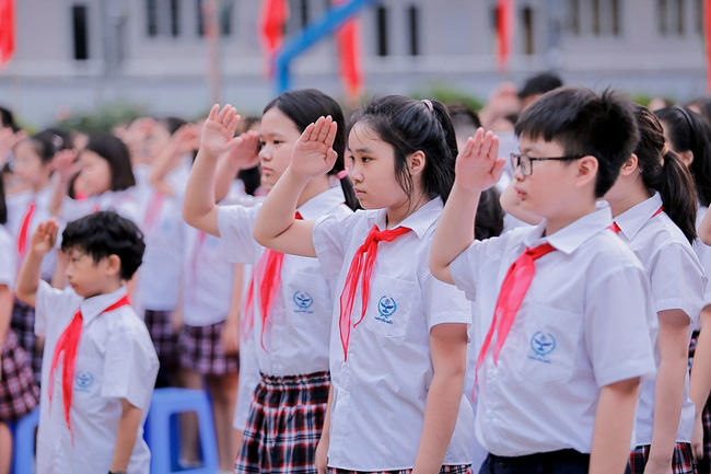 Bắt đầu từ năm học 2021-2022, học sinh lớp 6 sẽ thay thế Lý Hóa Sinh bằng một môn duy nhất, Bộ GD-ĐT hướng dẫn dạy học ra sao?-2