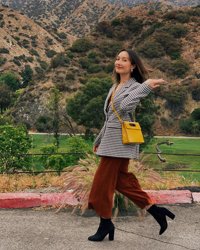 Style của con gái lớn nhà diva Mỹ Linh: Sexy gấp rưỡi em gái, nhiều pha lên đồ bốc lửa khoe dáng hót hòn họt-3